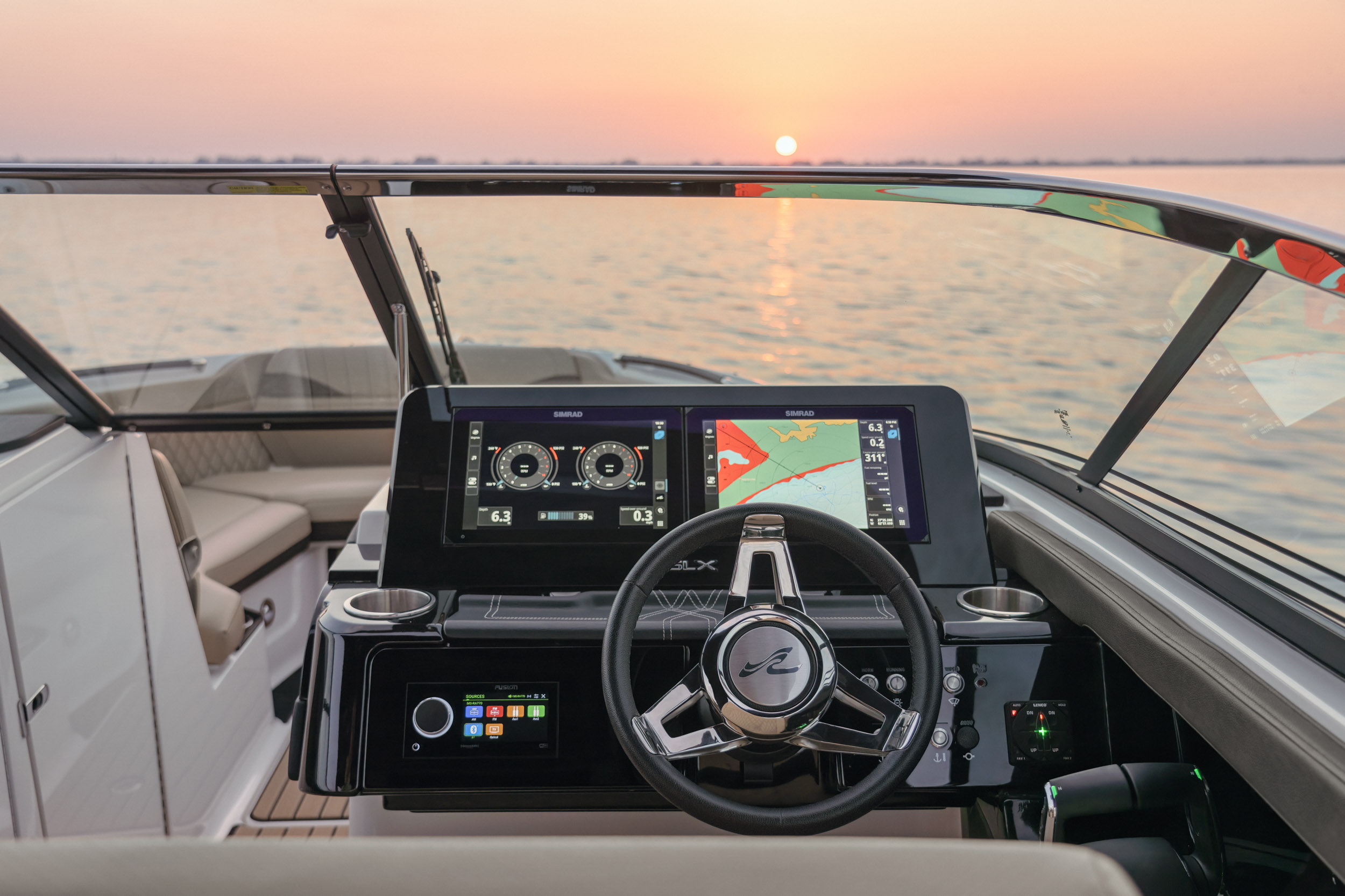 Sea Ray SLX 280 — photo 10