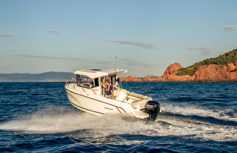Quicksilver 625 Pilothouse — photo 4