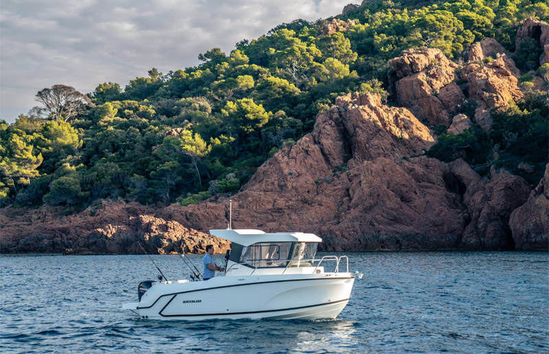 Quicksilver 625 Pilothouse — photo 6
