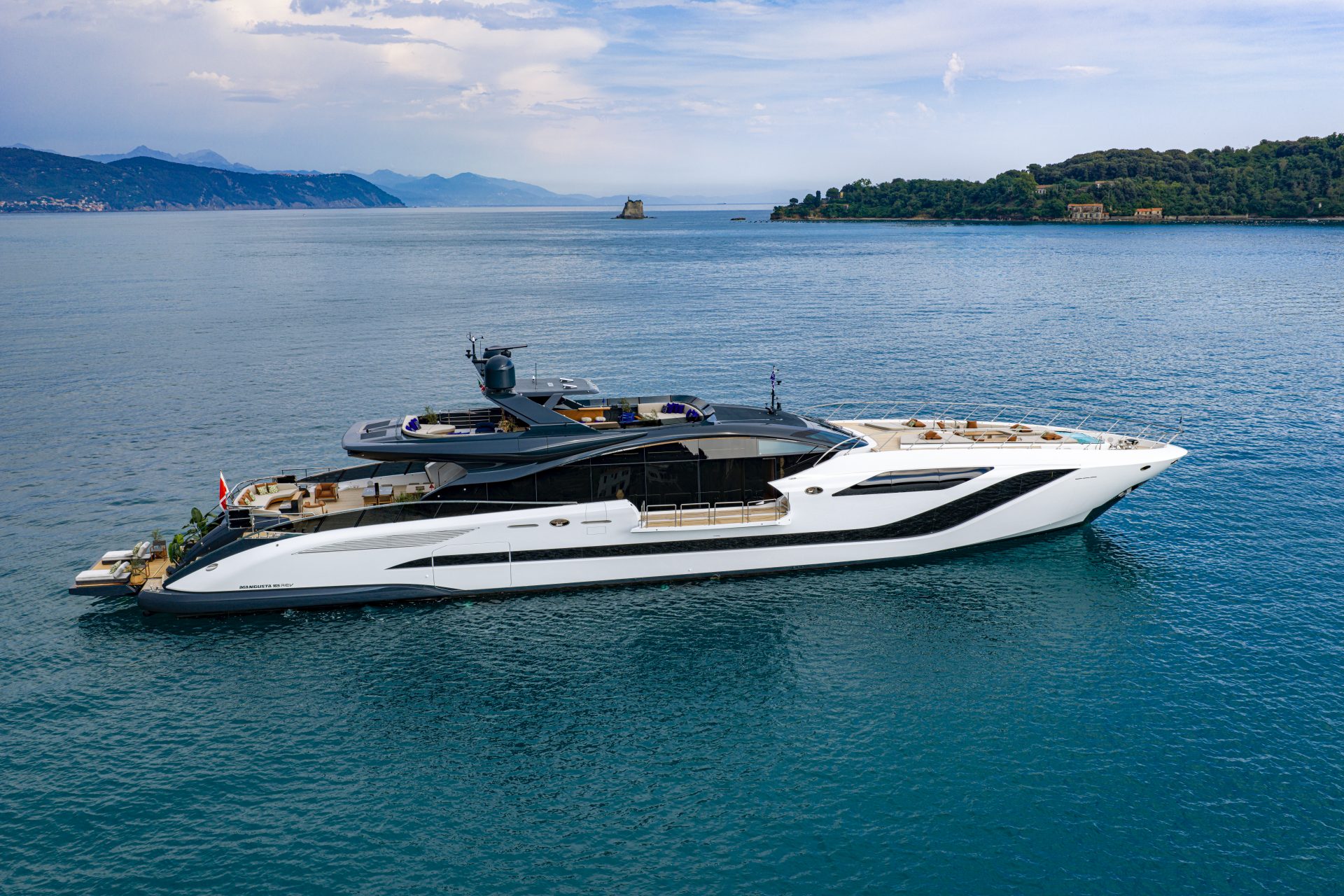 Mangusta 165 REV — photo 6
