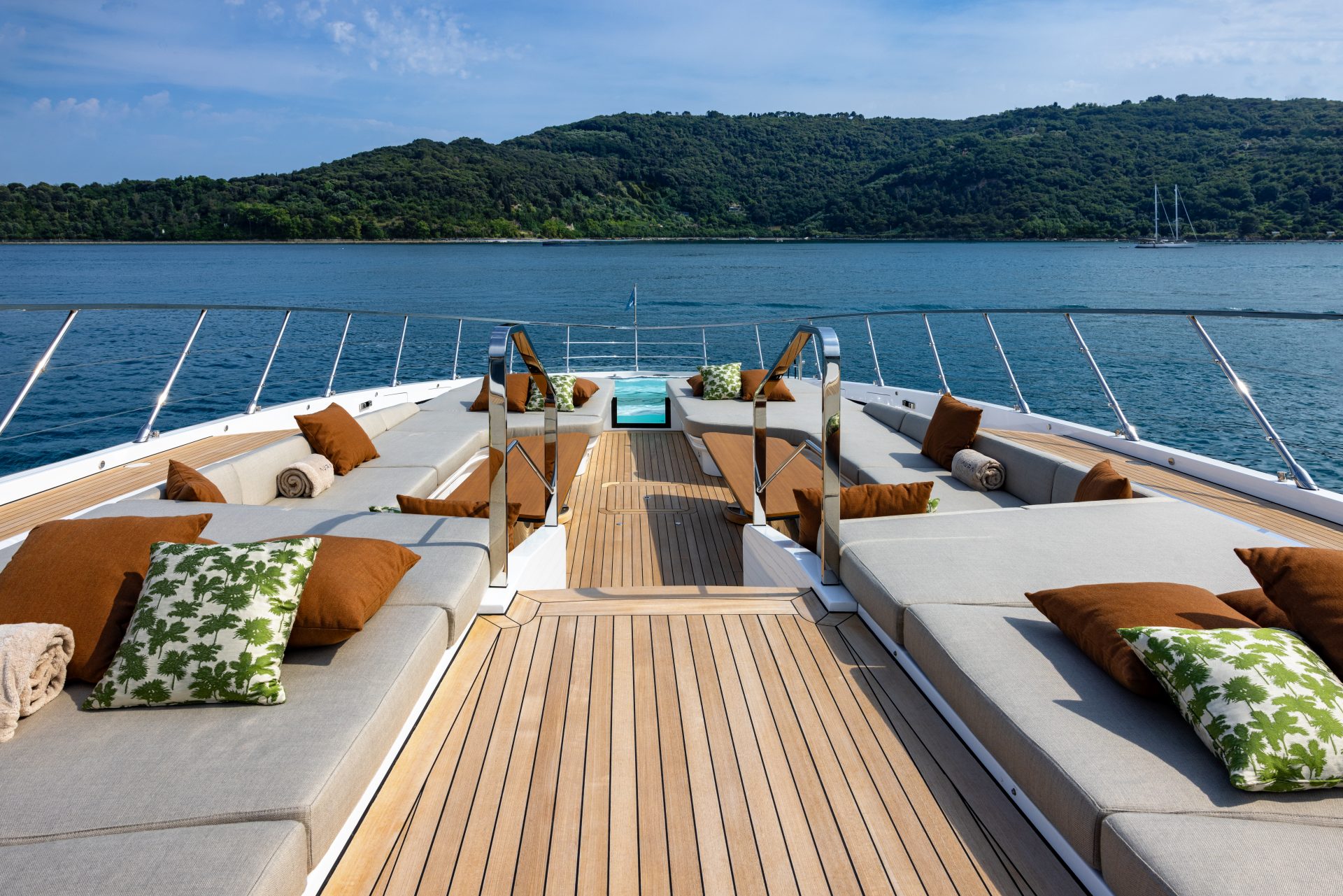 Mangusta 165 REV — photo 10