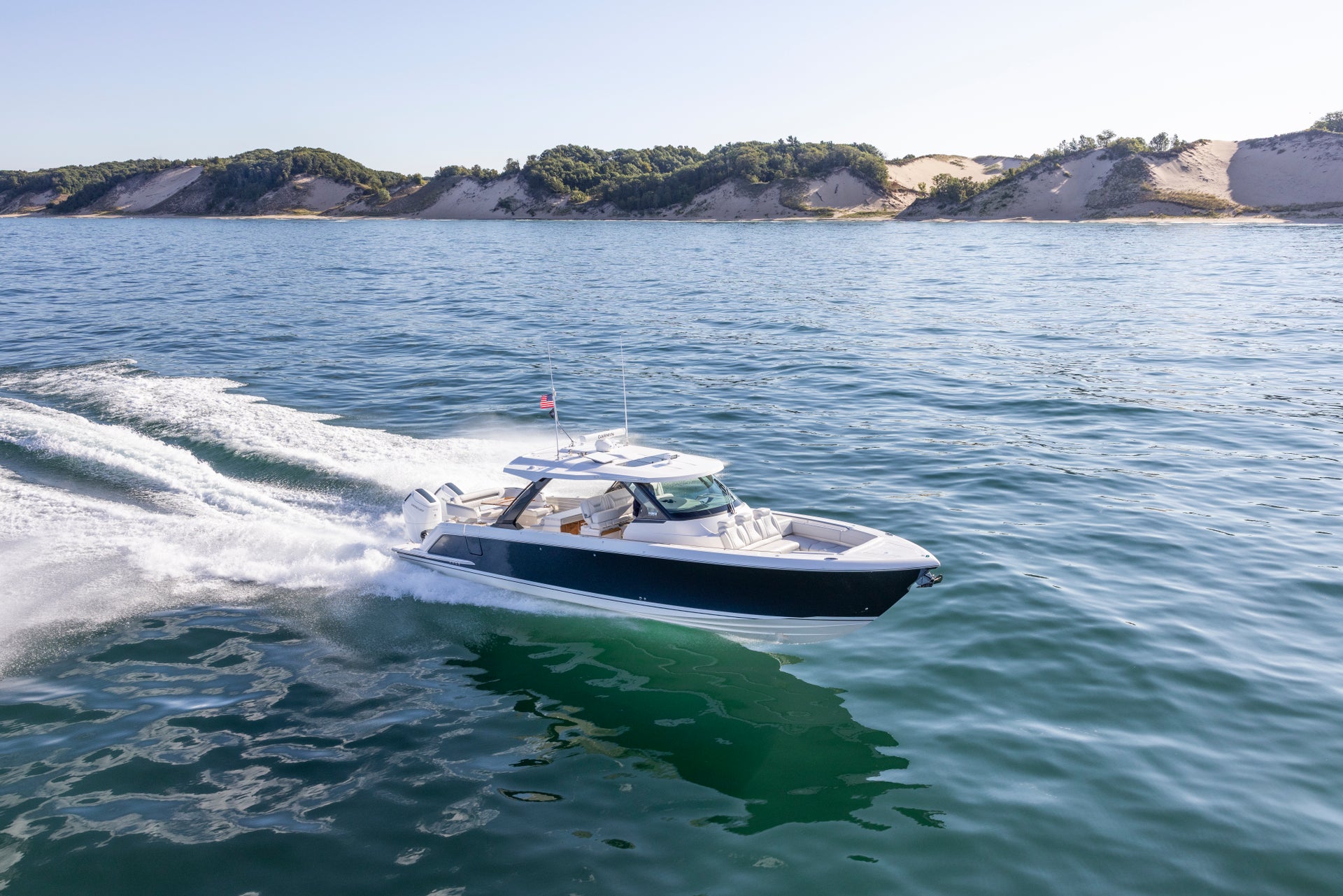 Tiara Yachts 43 LS — photo 3