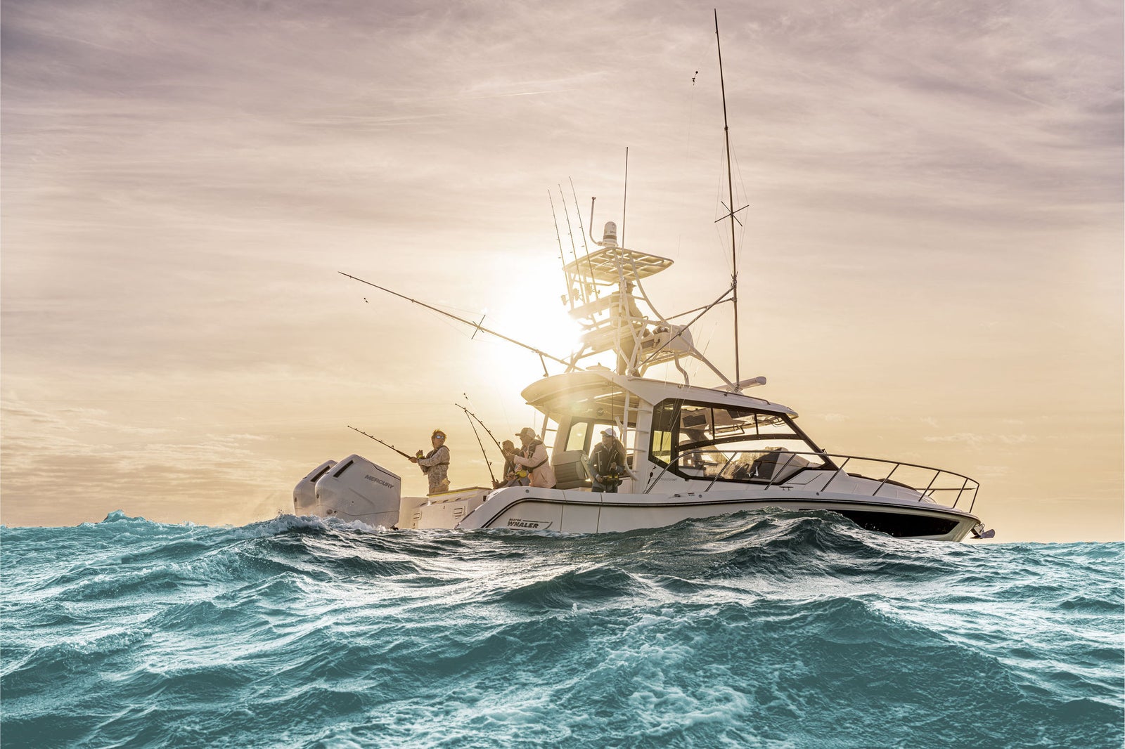 Boston Whaler 365 Conquest — photo 2