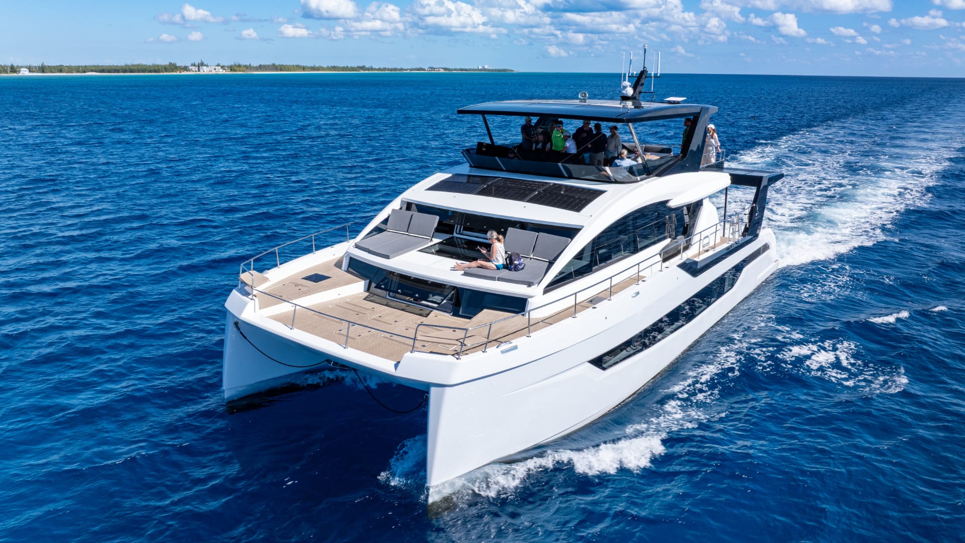 Xquisite Yachts Sixty Solar Power — 照片 2