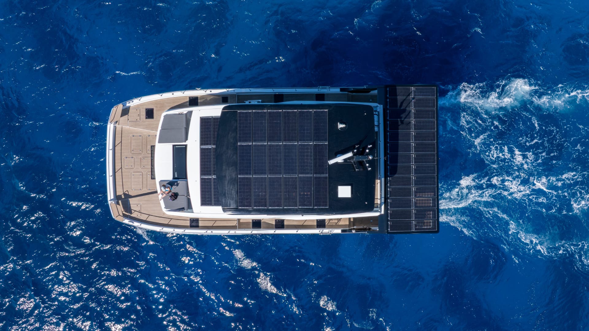 Xquisite Yachts Sixty Solar Power — 照片 4