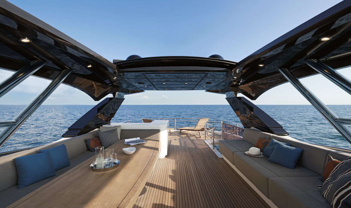 Monte Carlo Yachts MCY 80 — photo 6