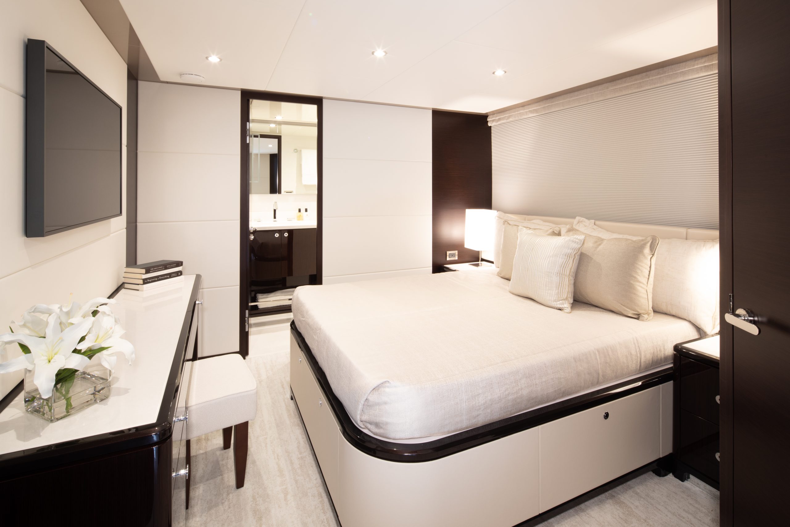 Ocean Alexander 32L — photo 7