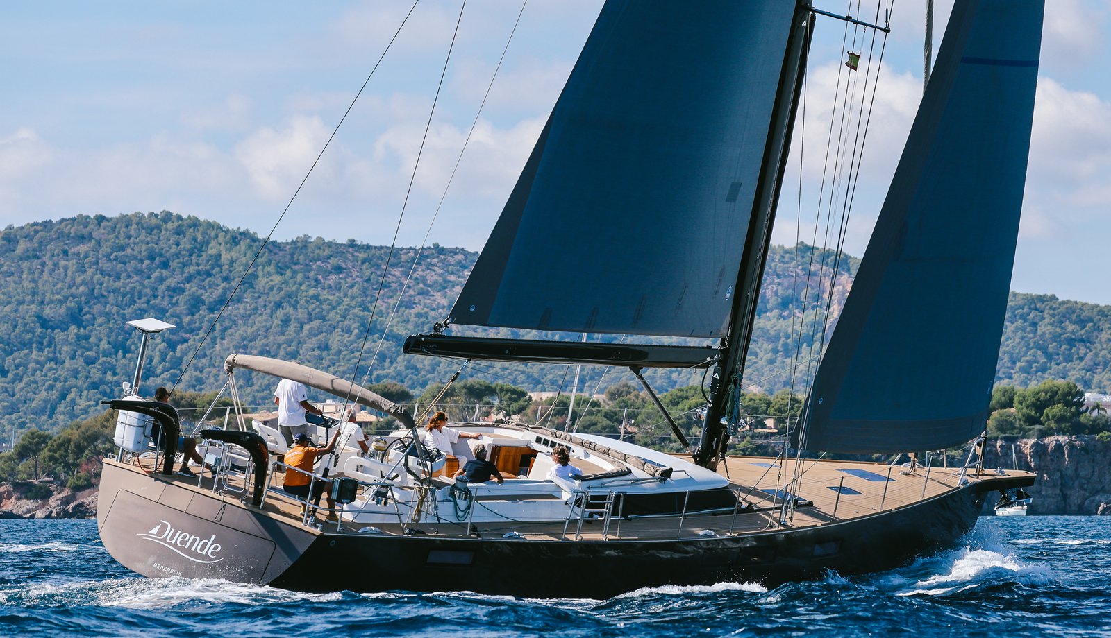 Contest Yachts Contest 72CS