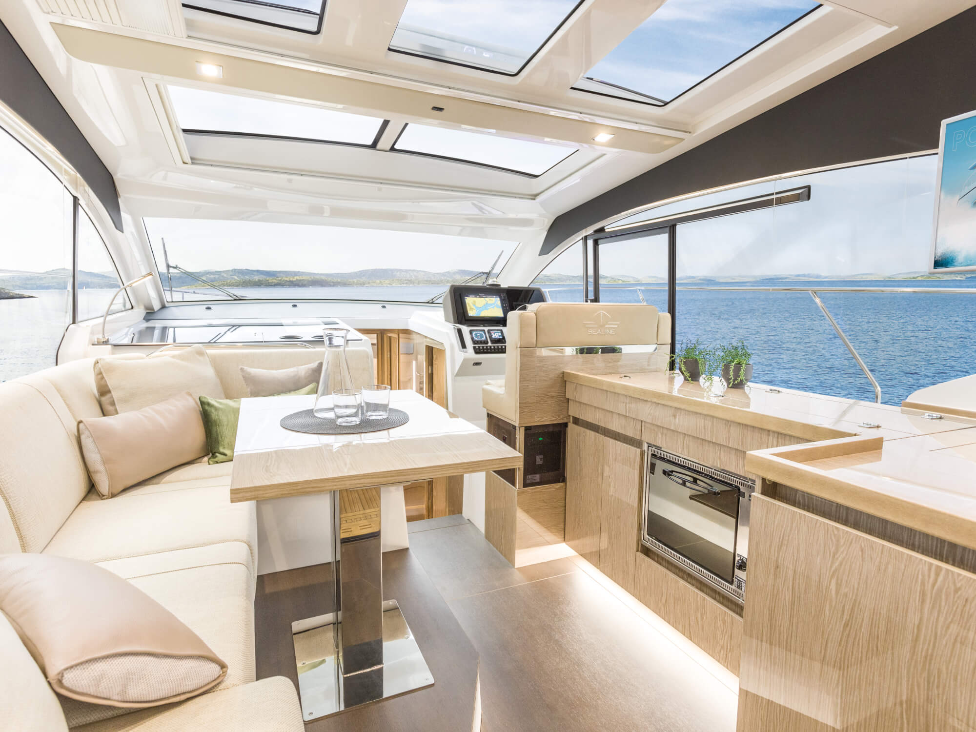 Sealine C390 — photo 8