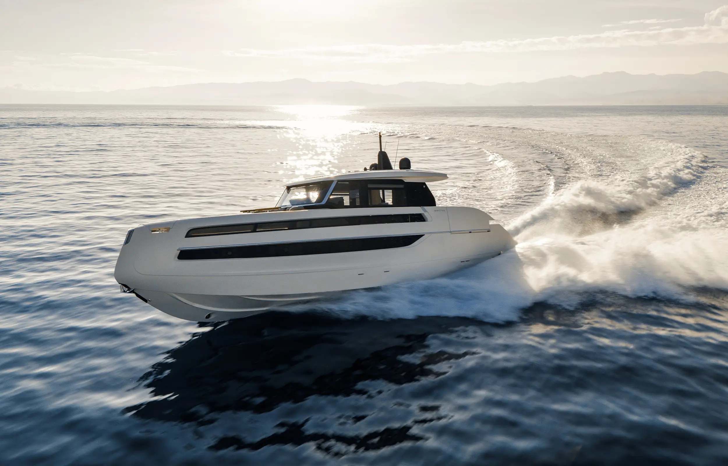 Invictus Yacht ST550