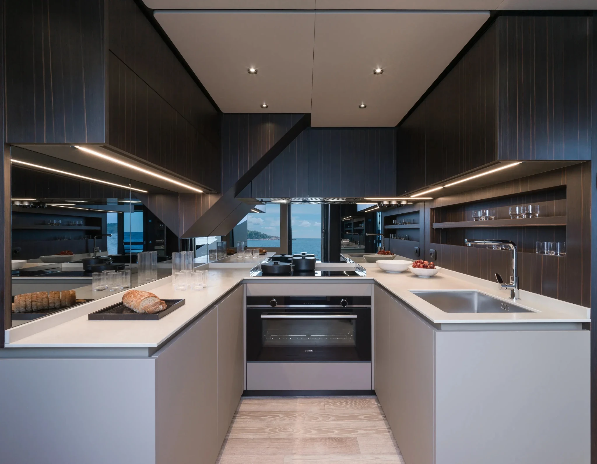 Ferretti Yachts 940 — 写真 7