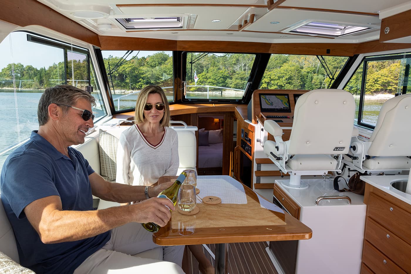 Back Cove Yachts 39O — photo 8