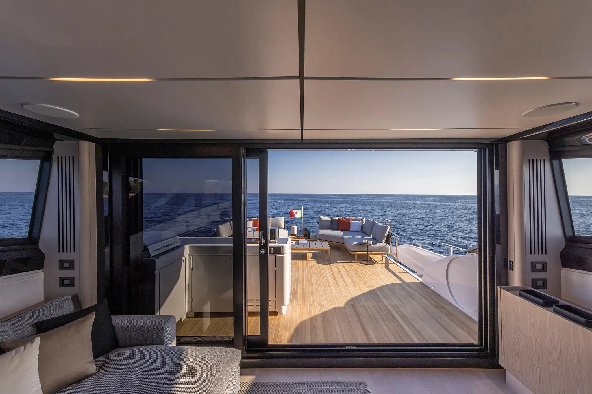 Ferretti Yachts 1000 SkyDeck — 照片 10