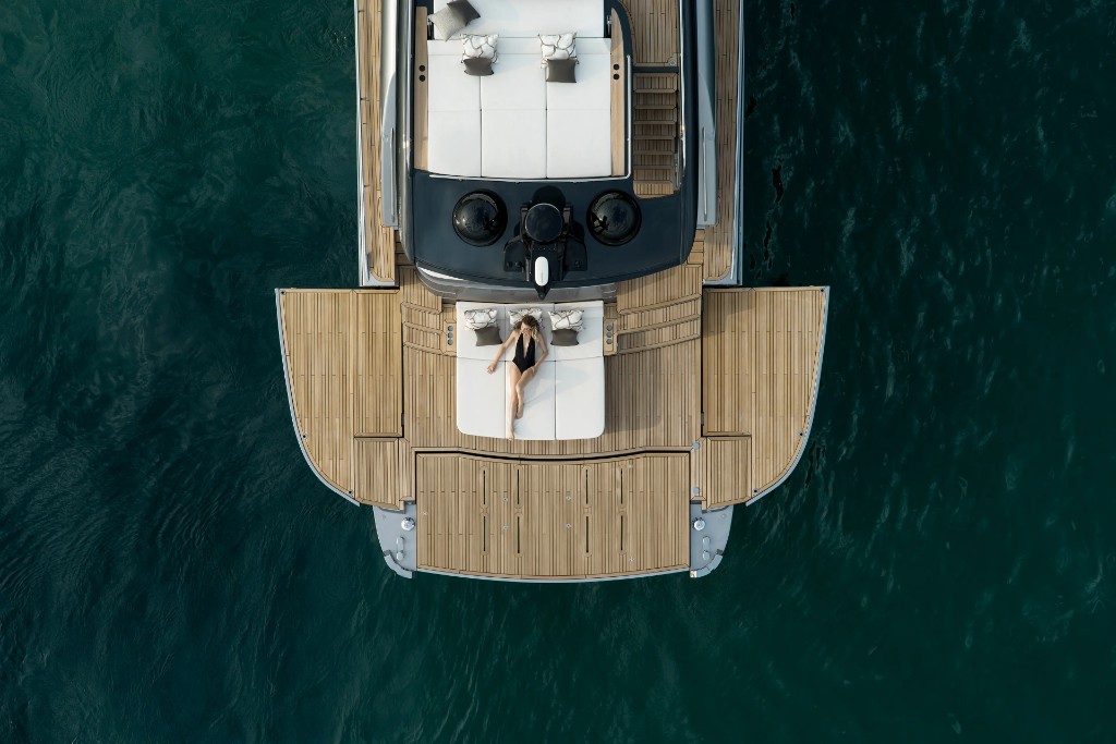 Pershing GTX70 — photo 6