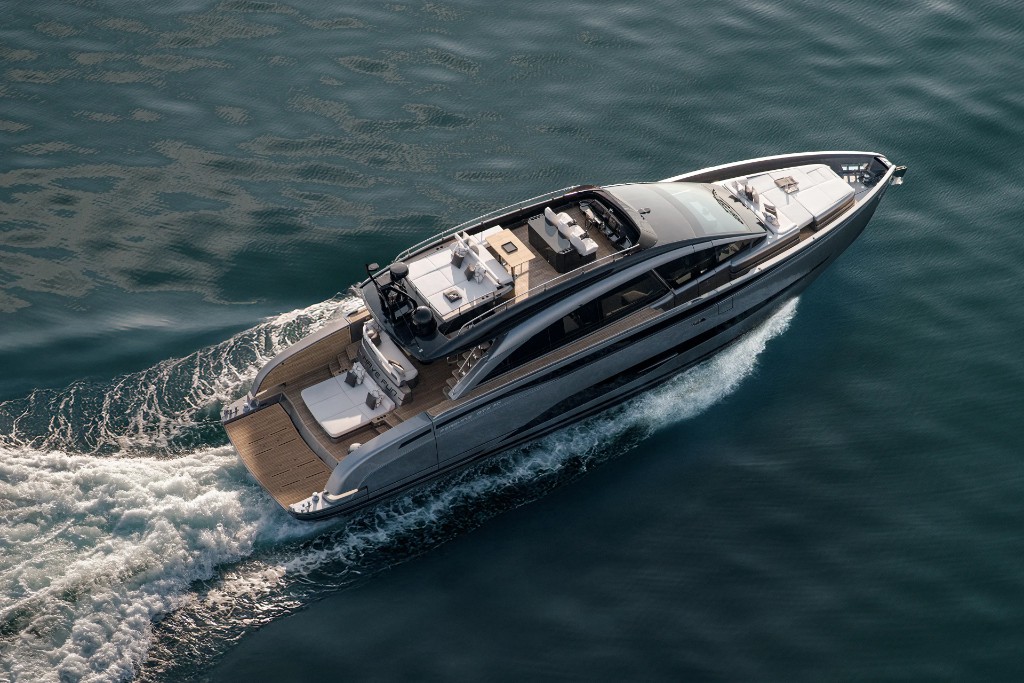 Pershing GTX70 — photo 2