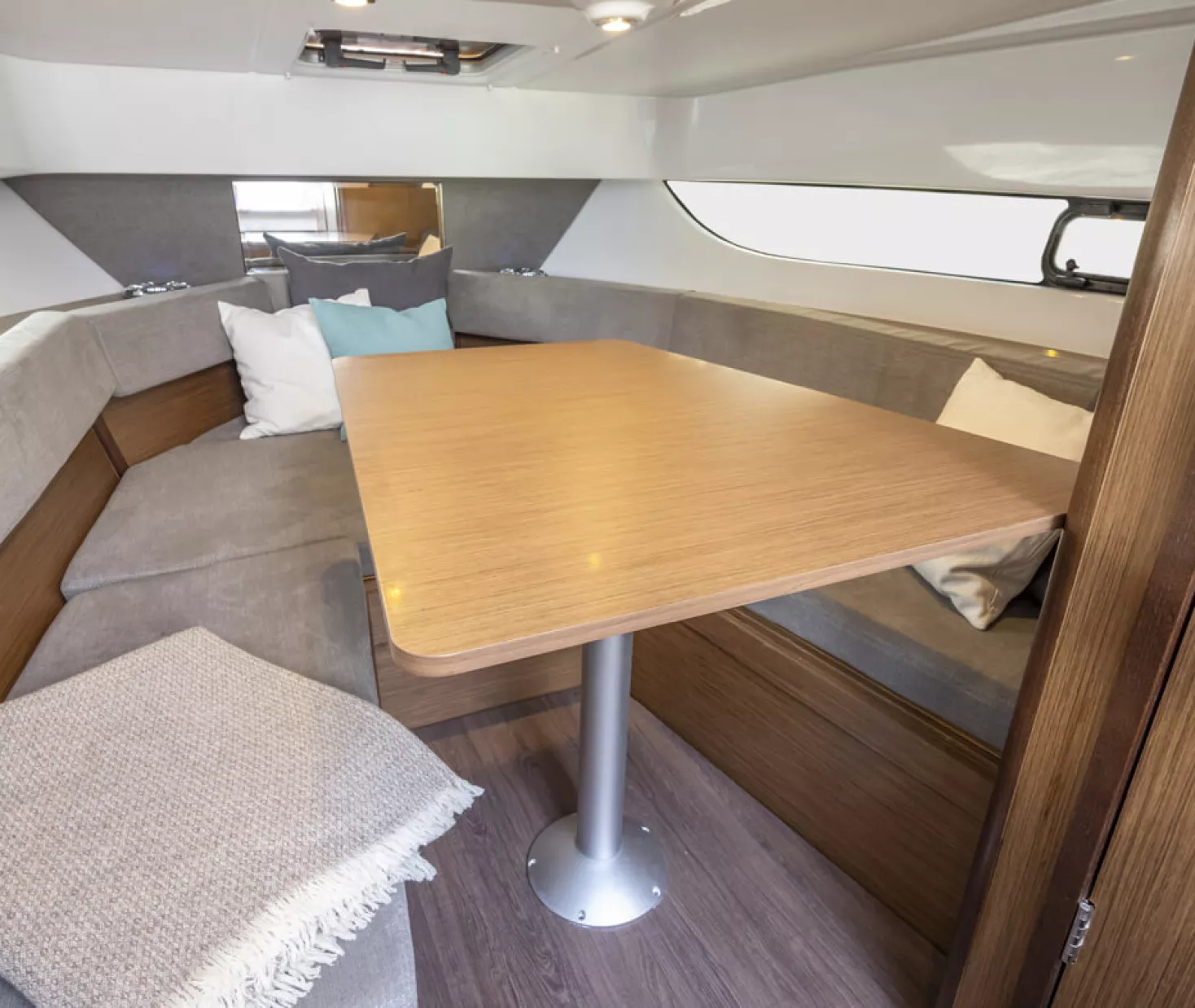 Beneteau Flyer 9 SUNdeck — foto 9