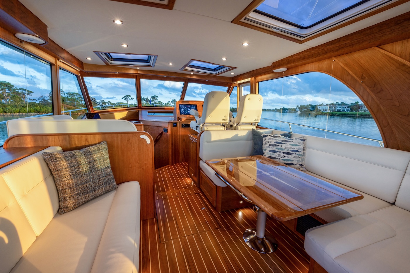Sabre Yachts 51 Salon Express — foto 8