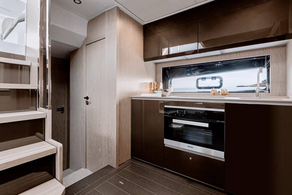 Azimut Atlantis 51 — photo 11