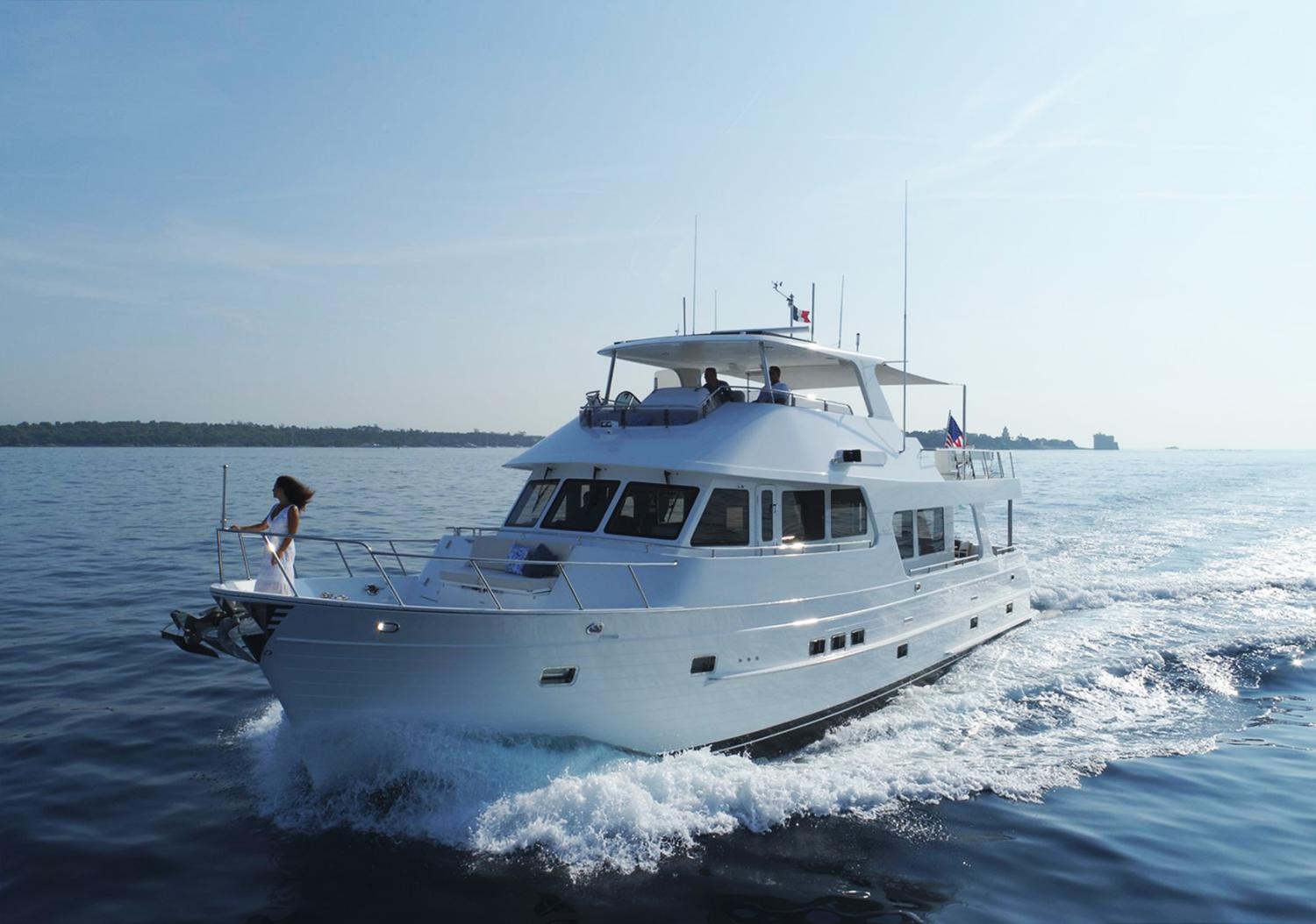 Outer Reef Yachts 640 AZURE Motoryacht — photo 5