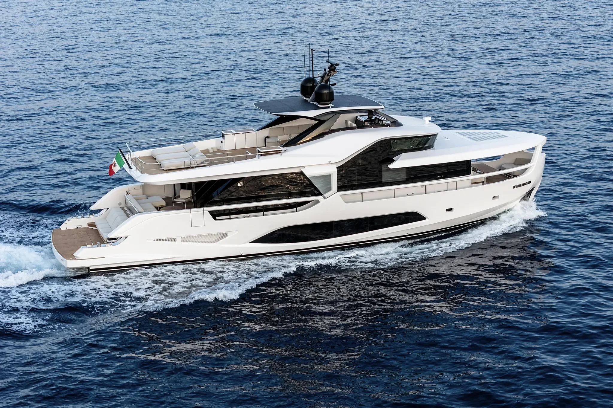 Ferretti Yachts INFYNITO 80 — photo 4
