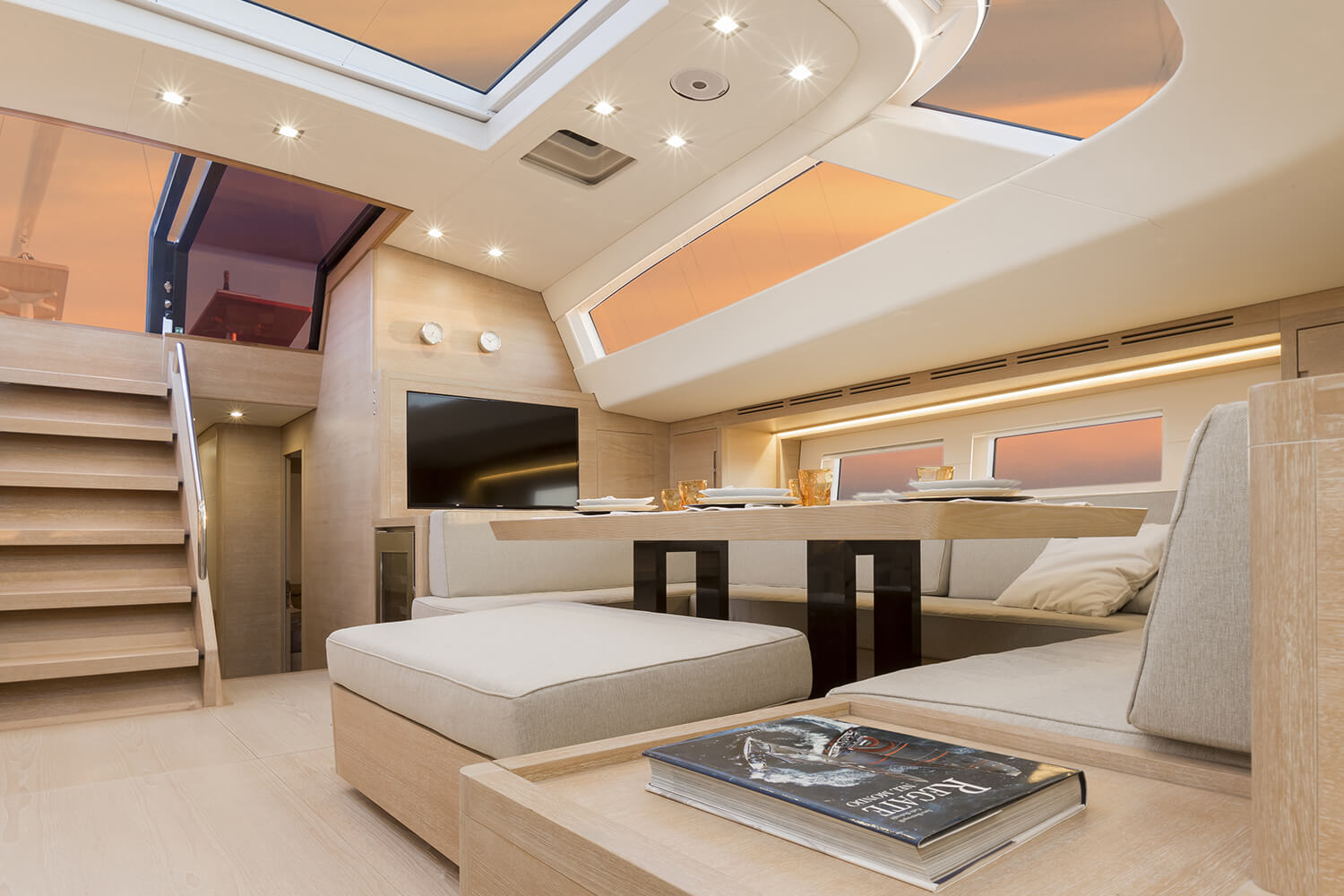 Advanced Yachts A80 — photo 10