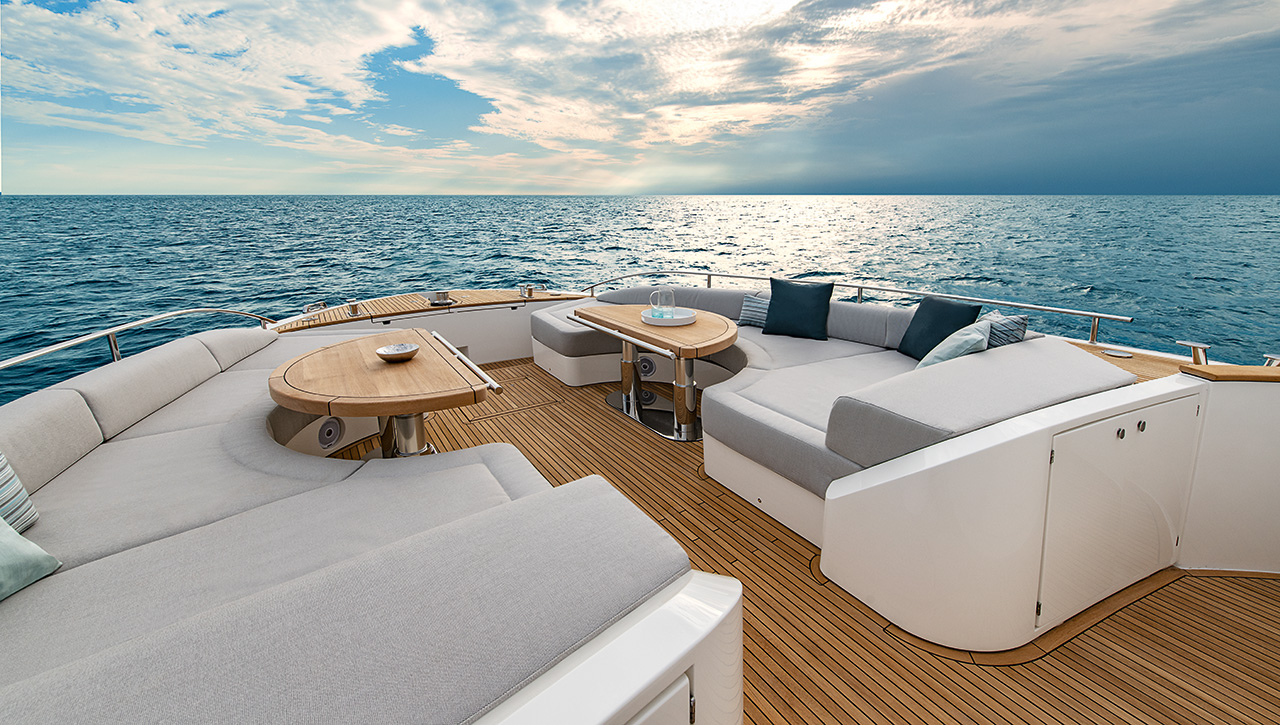 Monte Carlo Yachts MCY 76 Skylounge — photo 5