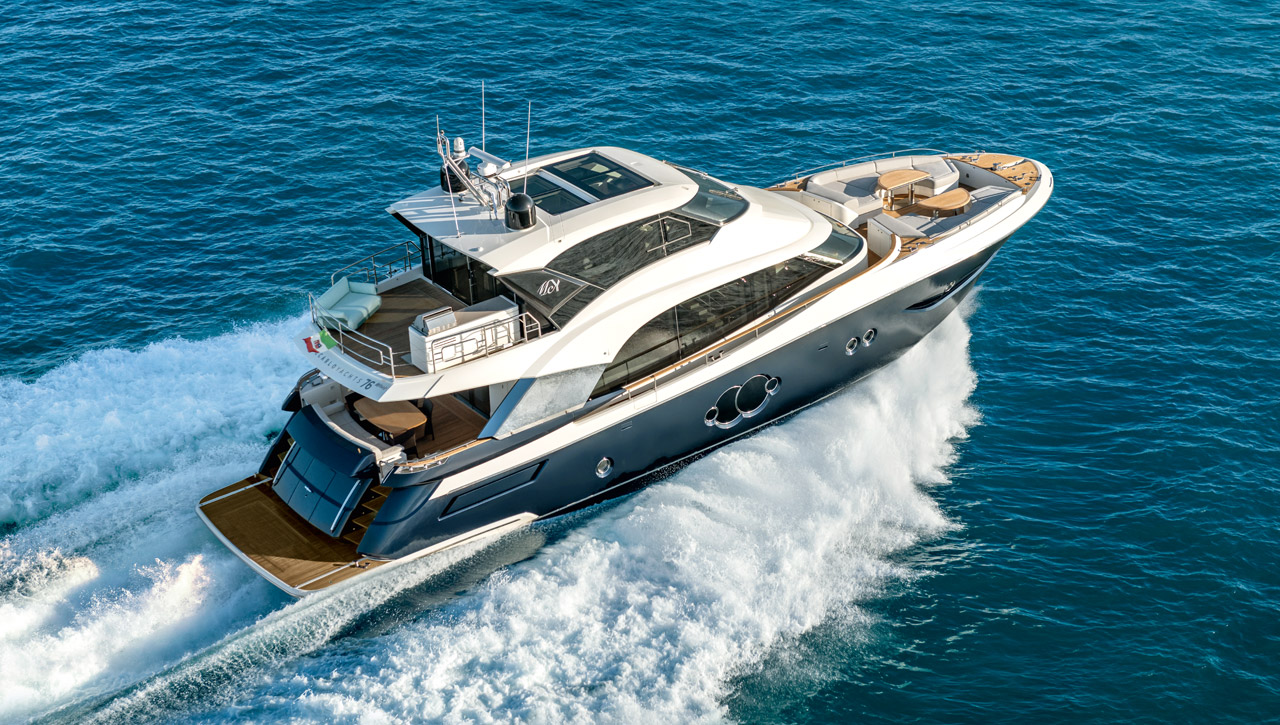 Monte Carlo Yachts MCY 76 Skylounge — photo 2