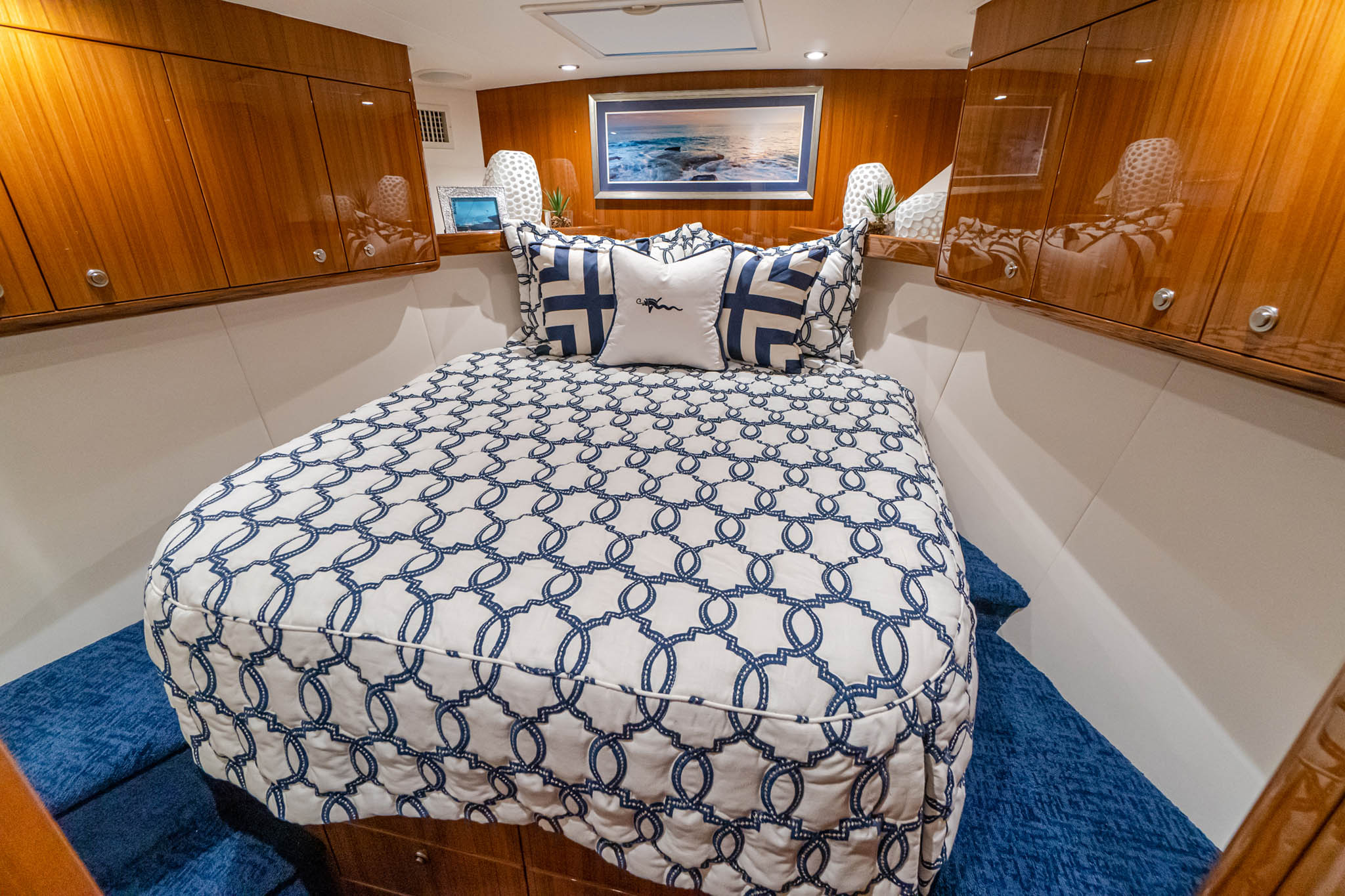Viking Yachts 46 Billfish — photo 9