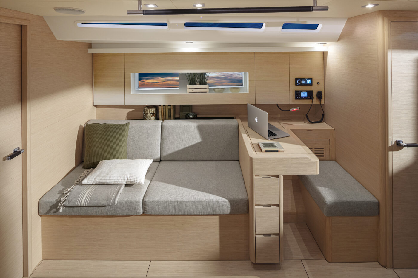 Solaris 40ST — photo 8