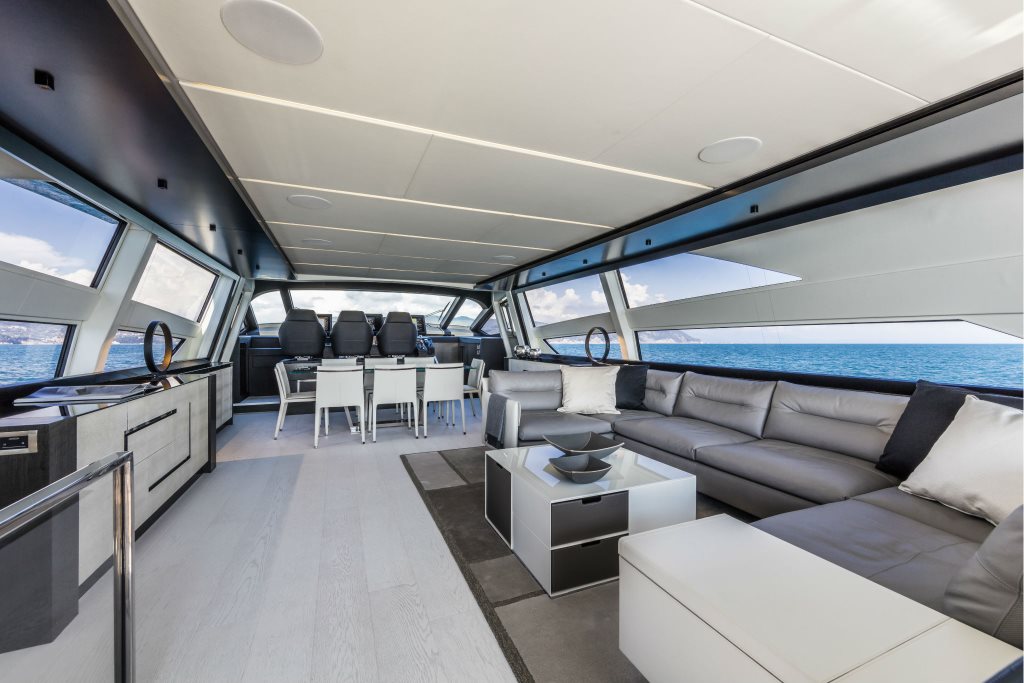 Pershing 9X — photo 8