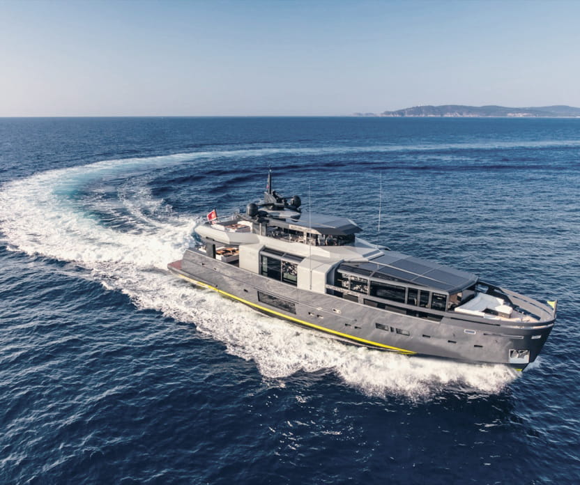 Arcadia Yachts A105
