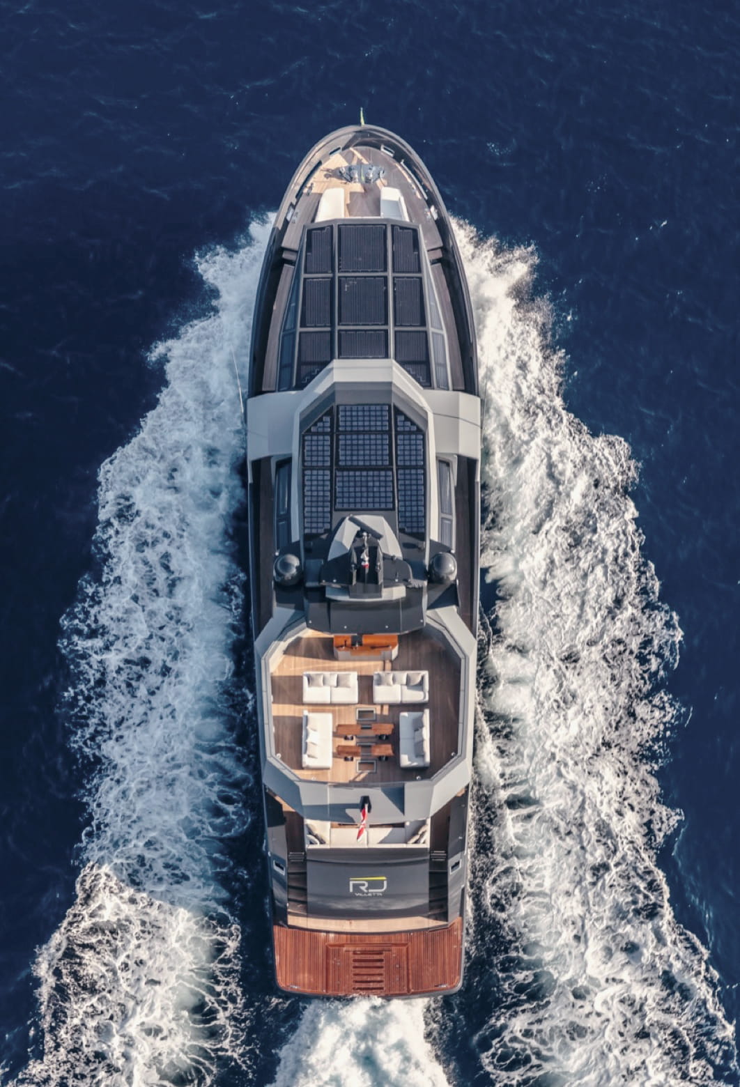 Arcadia Yachts A105 — photo 8