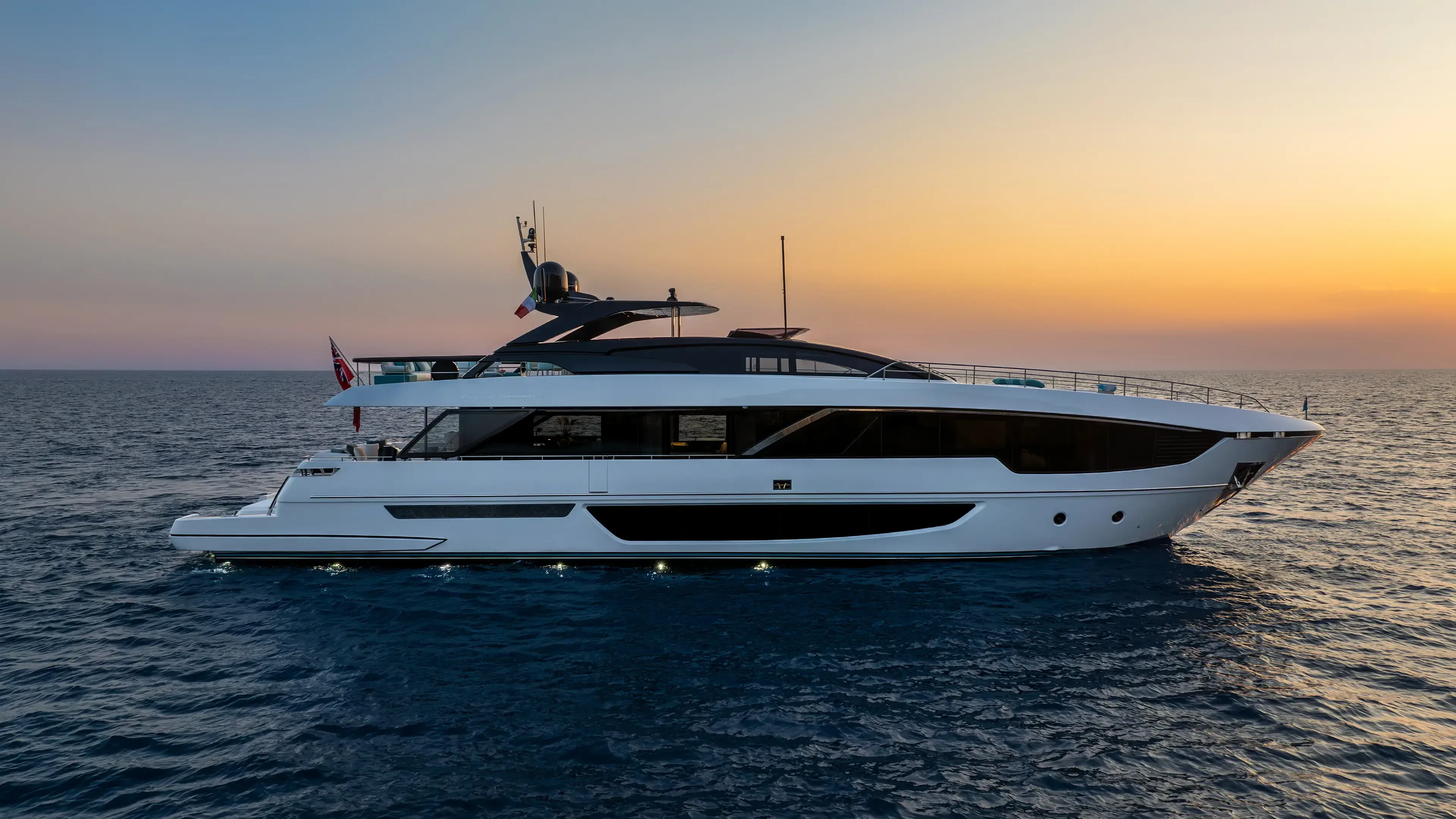 Riva 102' Corsaro Super — 照片 2