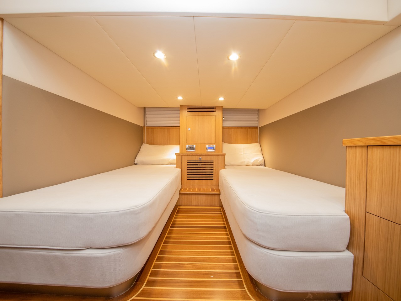 Selene Yachts Artemis 39 — photo 6
