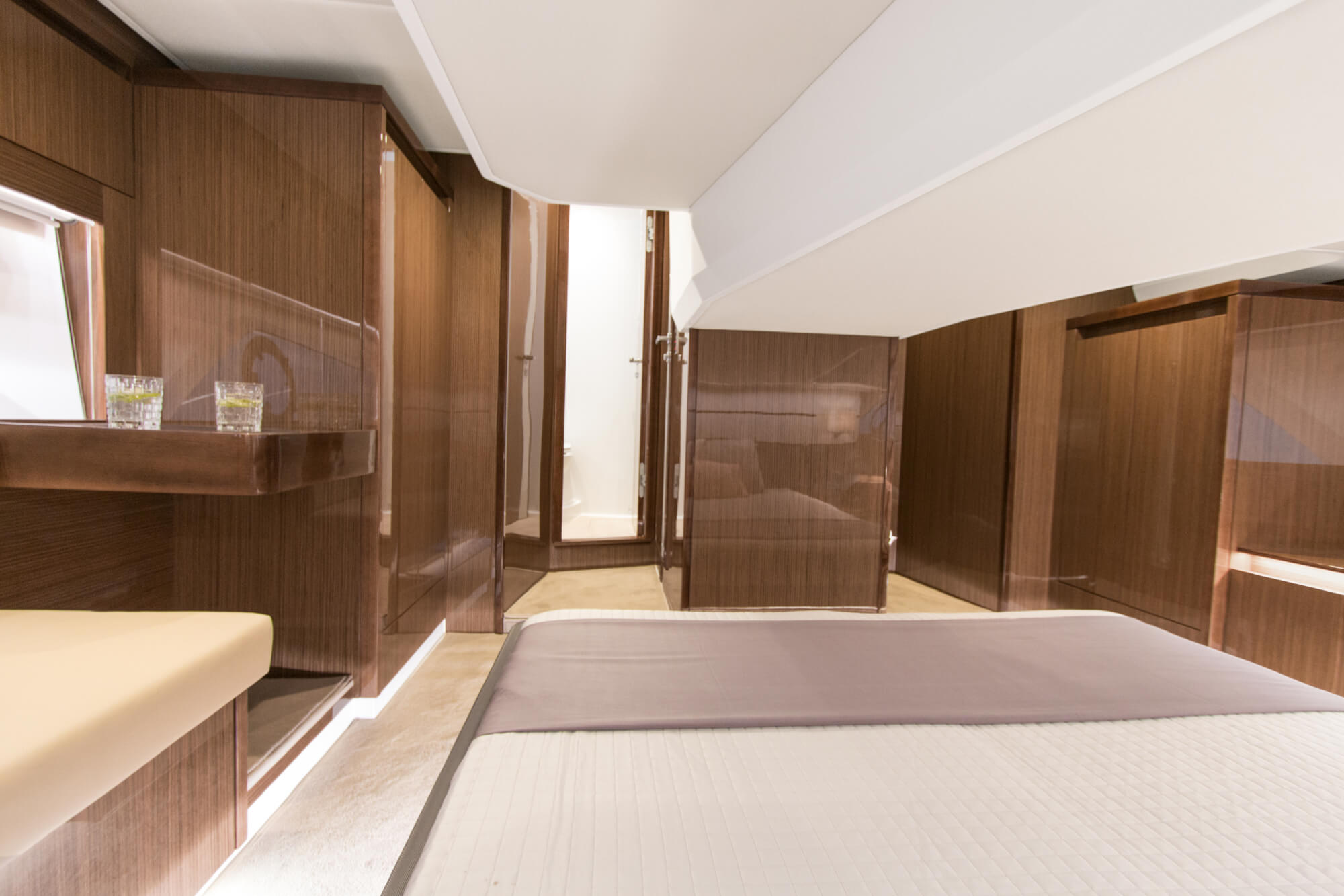 Sealine C430 — photo 10