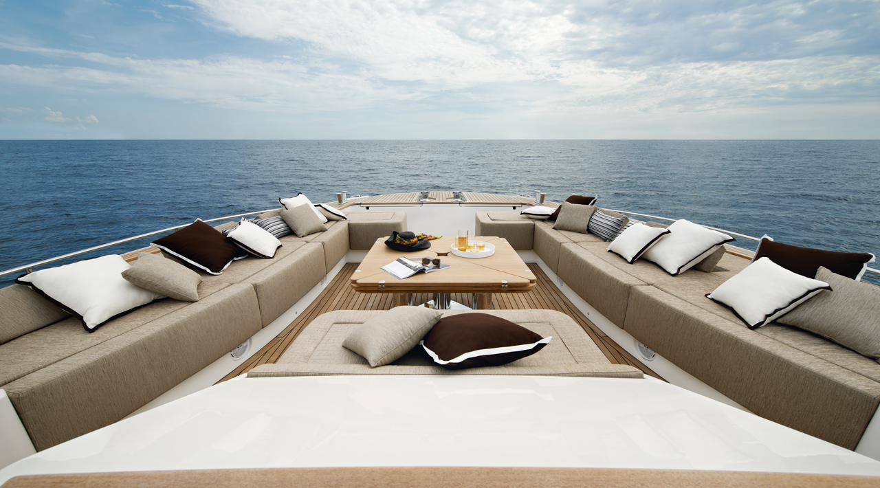 Monte Carlo Yachts MCY 86 — photo 4