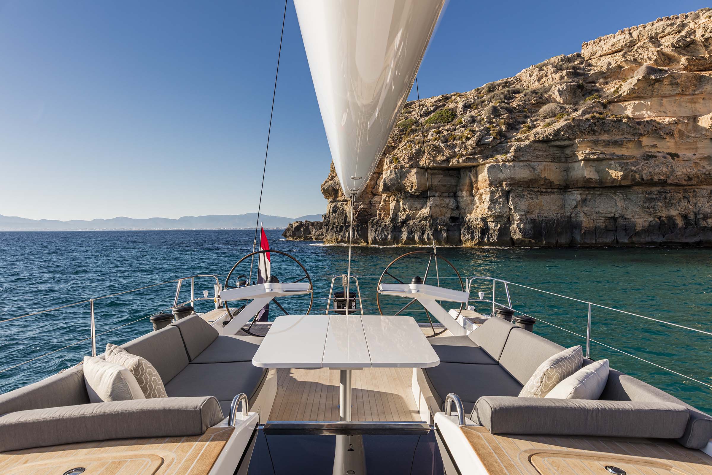 Swan65 deck 2019 3