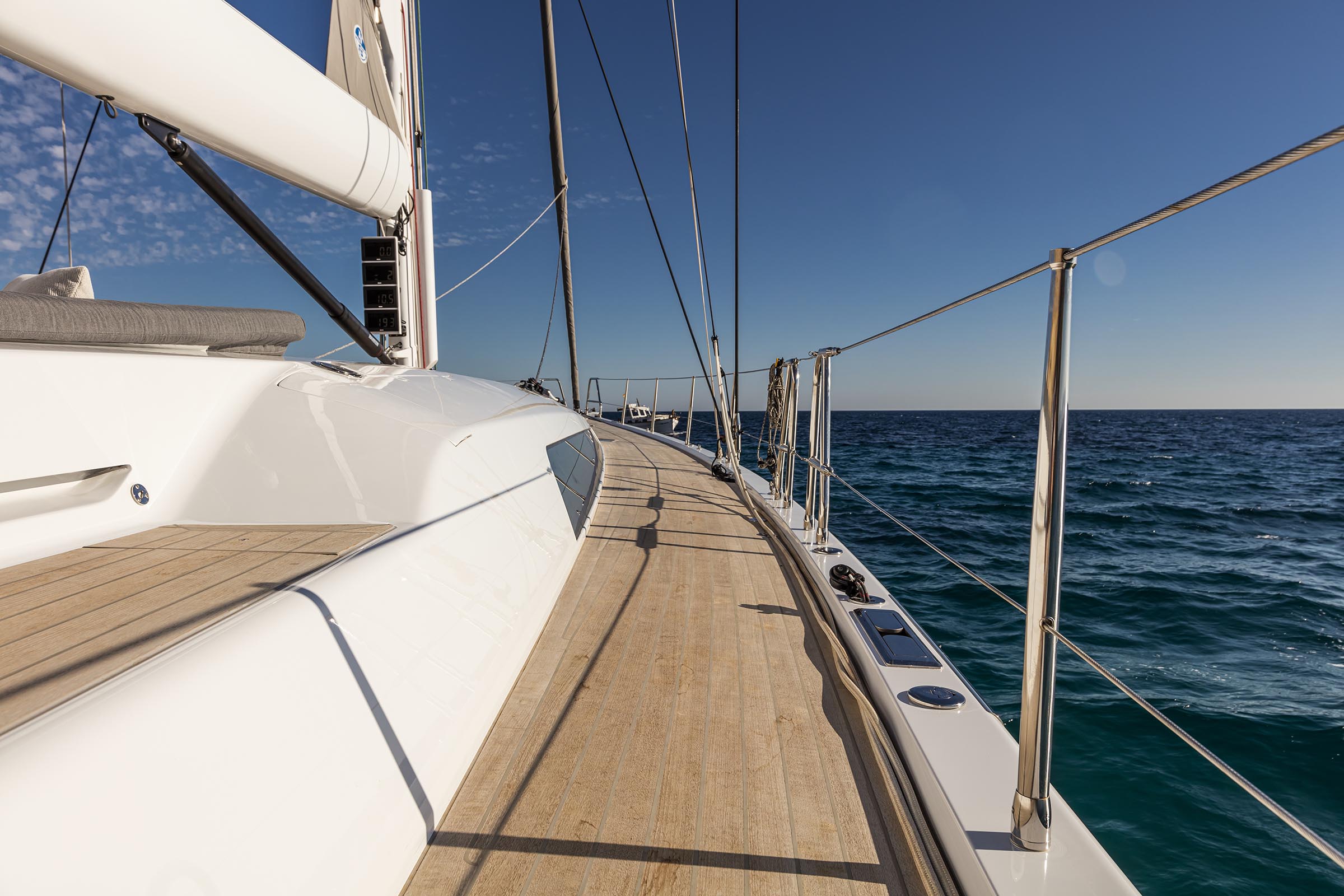 swan65 deck 1