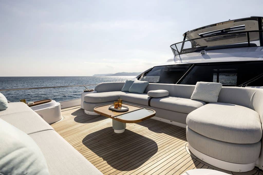 Azimut Fly 72 — photo 3