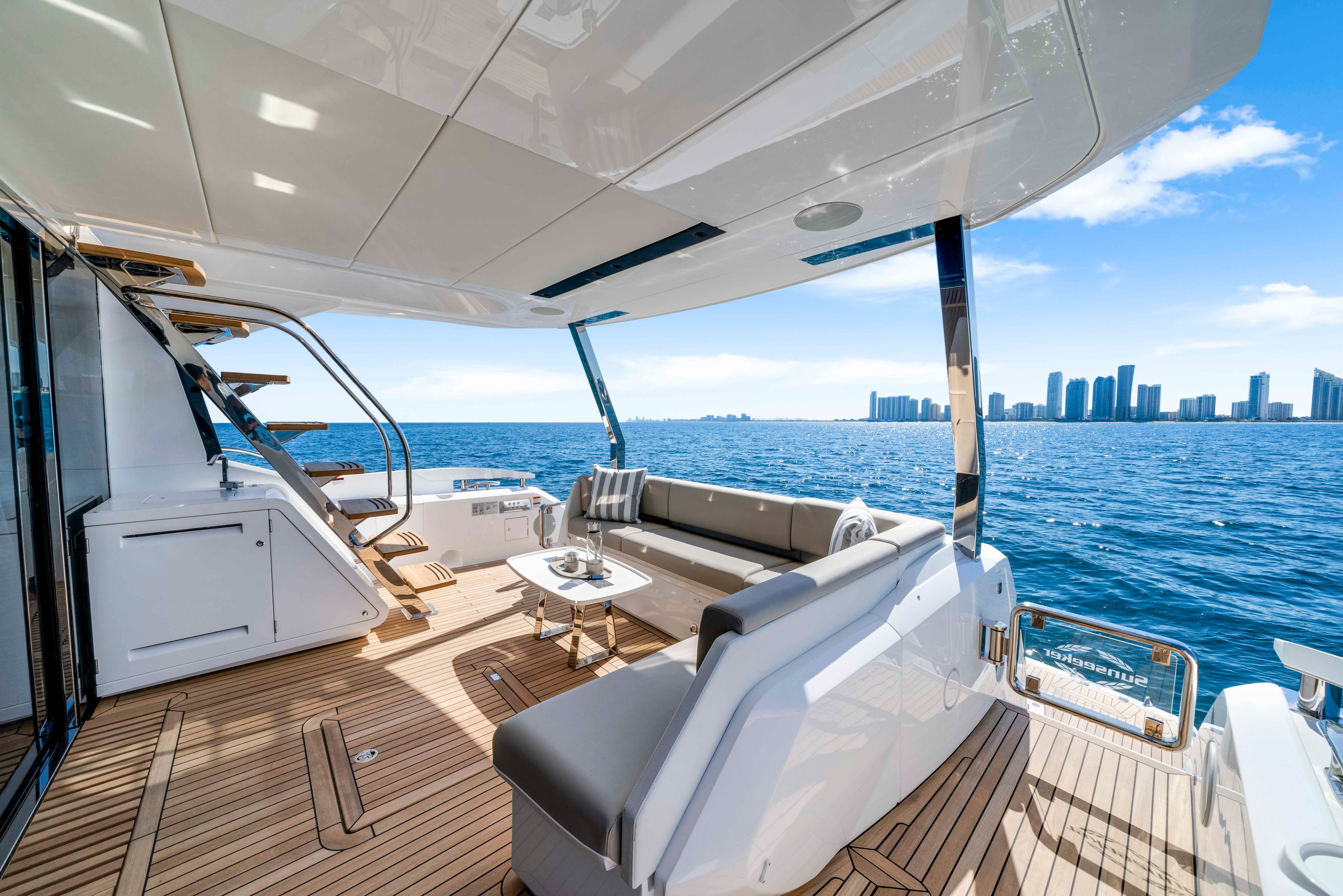 Sunseeker Manhattan 68 — photo 2