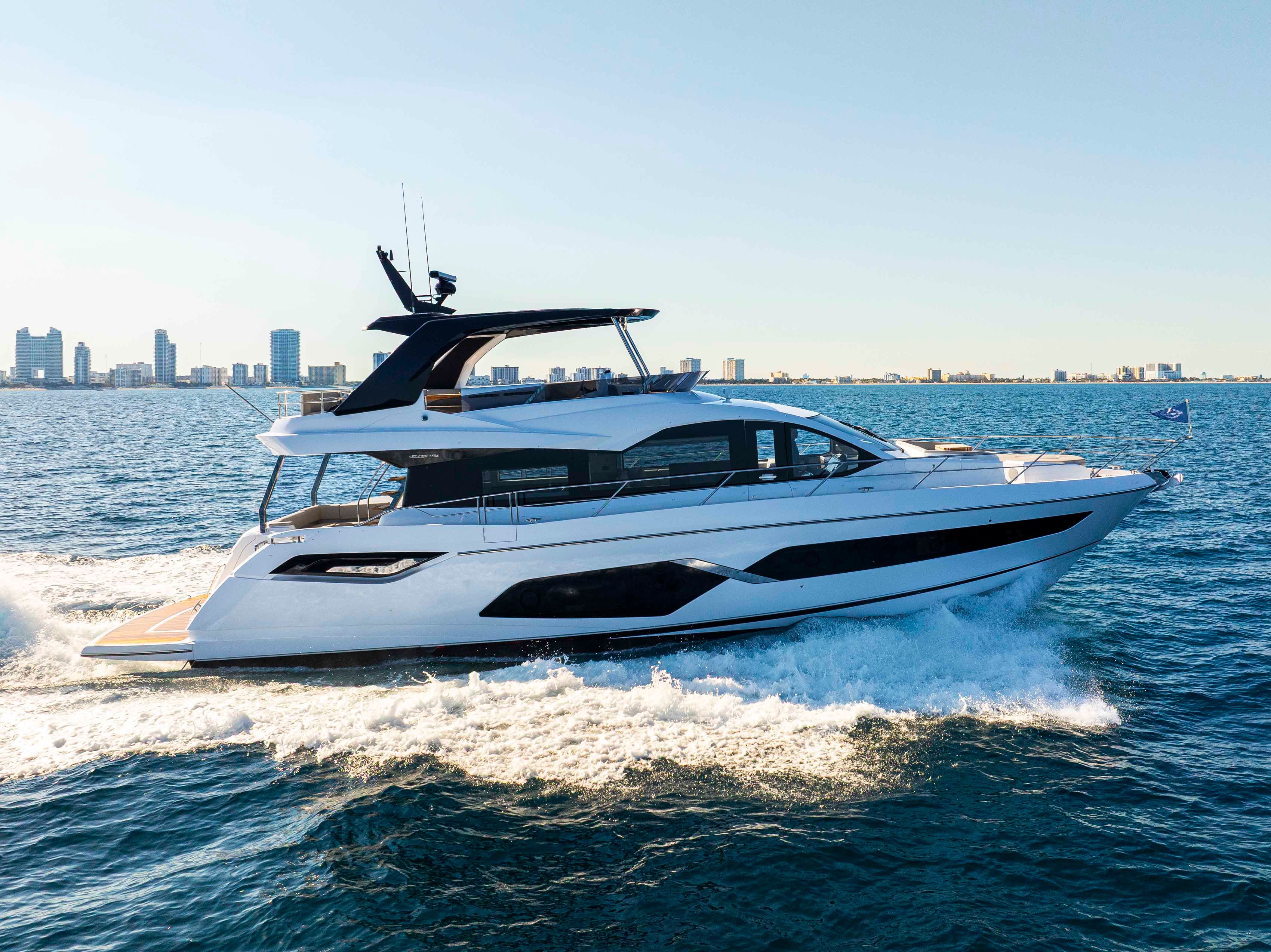 Sunseeker Manhattan 68 — photo 4