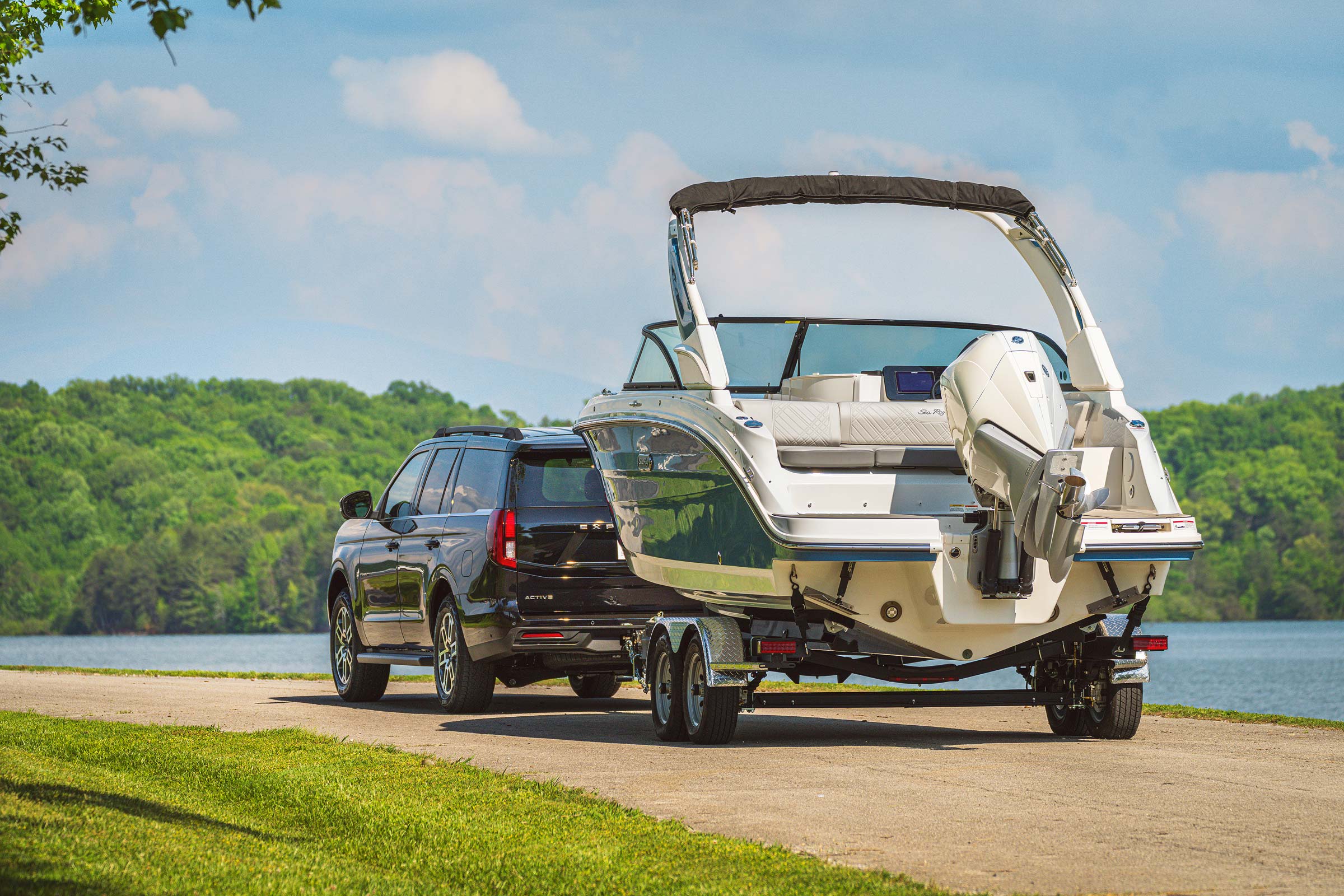 Sea Ray SDX 230 Outboard — photo 10
