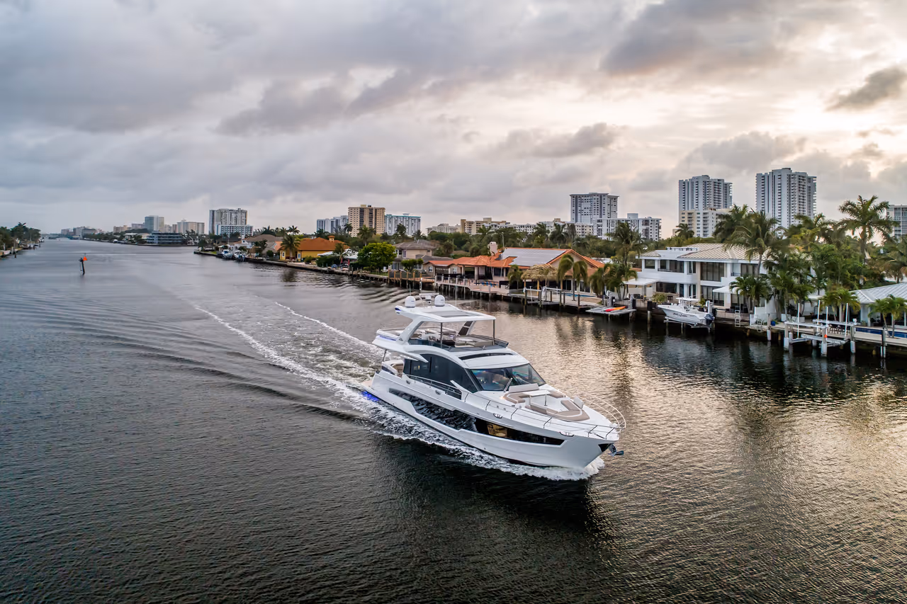 Galeon 680 FLY — photo 9