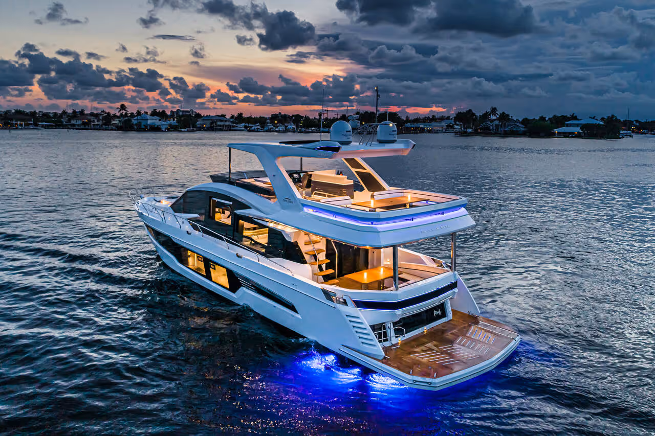 Galeon 680 FLY — photo 2