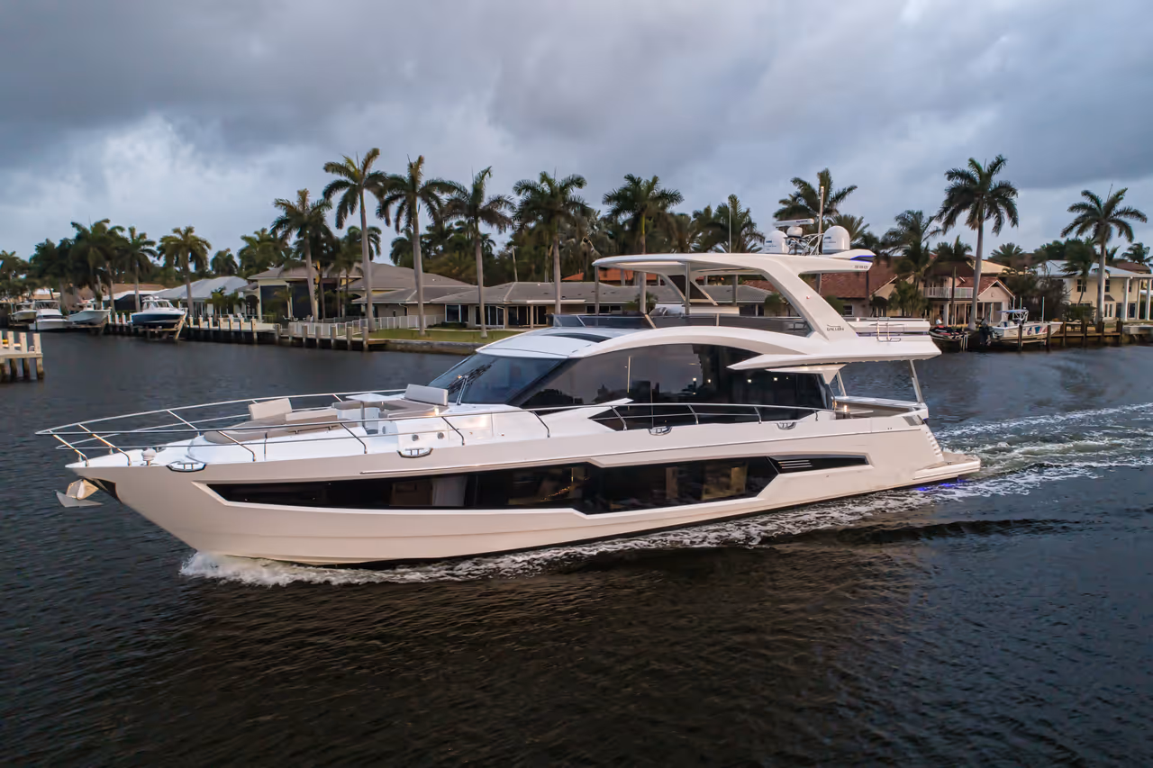 Galeon 680 FLY — photo 10