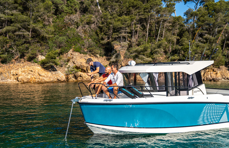 Quicksilver 805 Pilothouse — photo 4