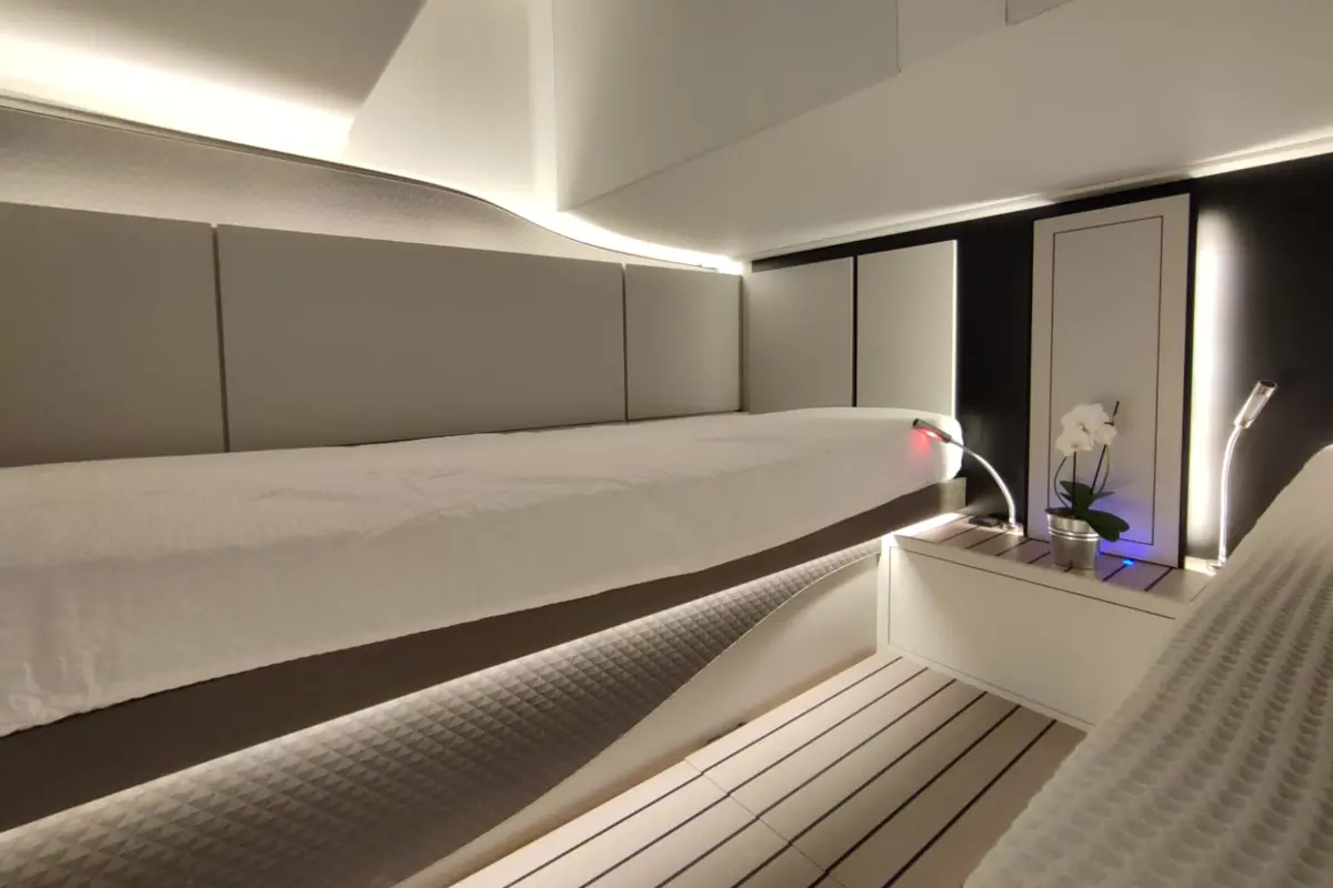 Italia Yachts IY 43 Veloce — photo 4