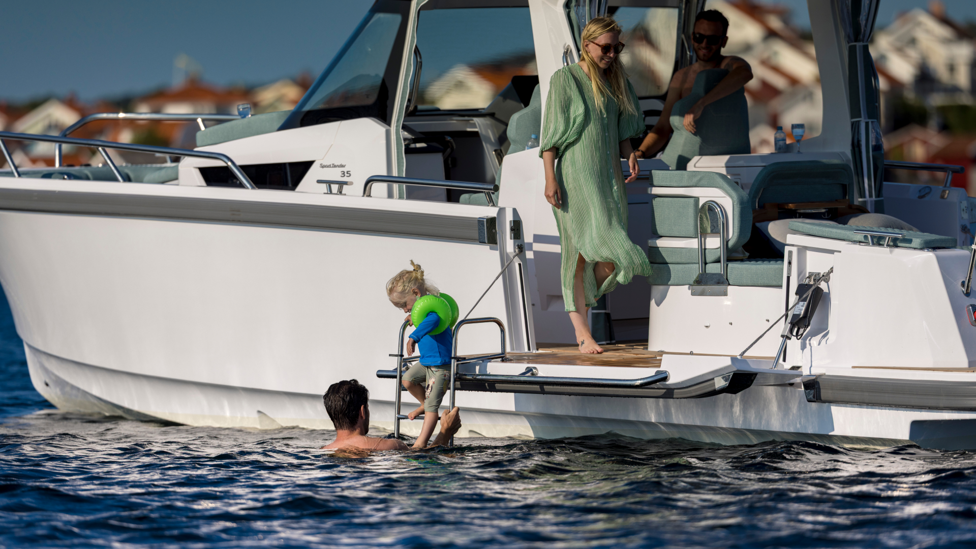 Nimbus Sport Tender 35 — 写真 9