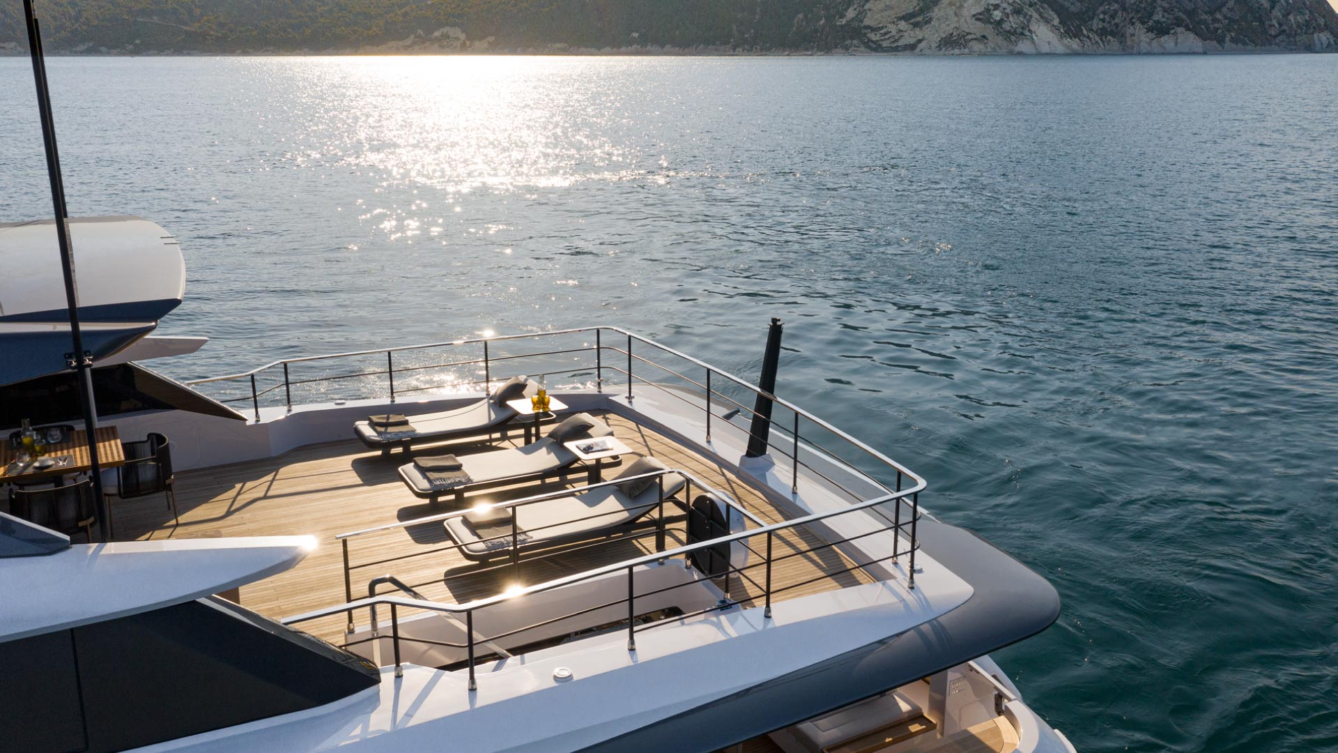 Custom Line Saetta 106' — photo 5
