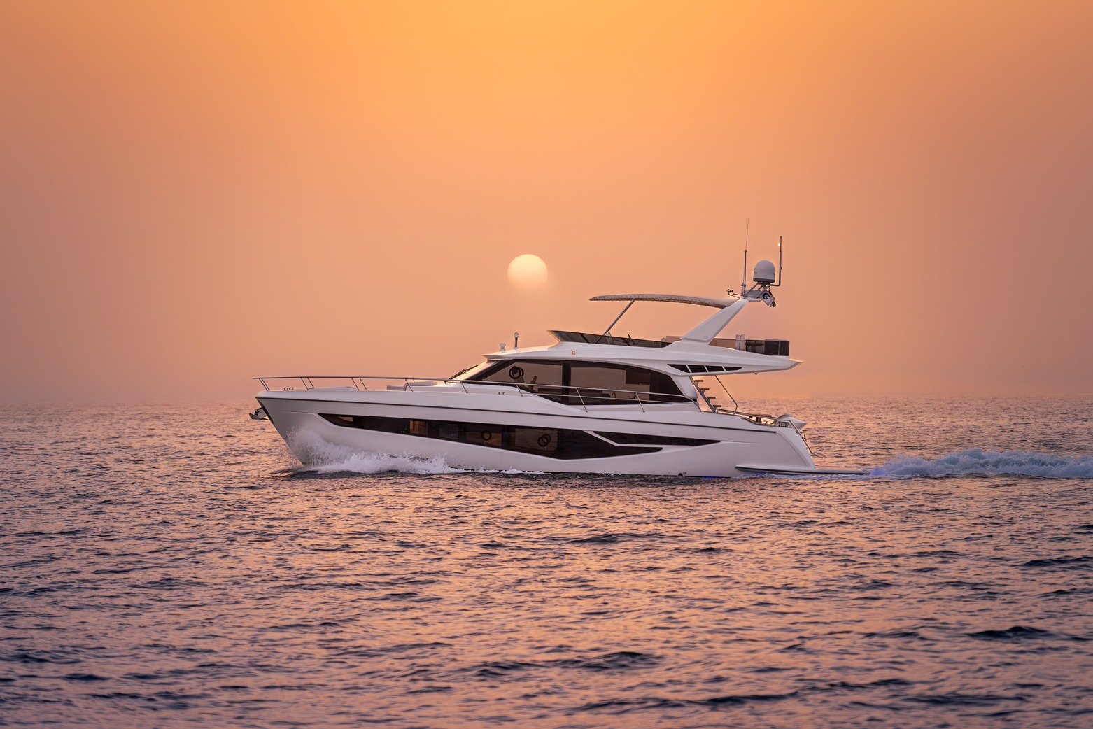 Majesty Yachts Majesty 60